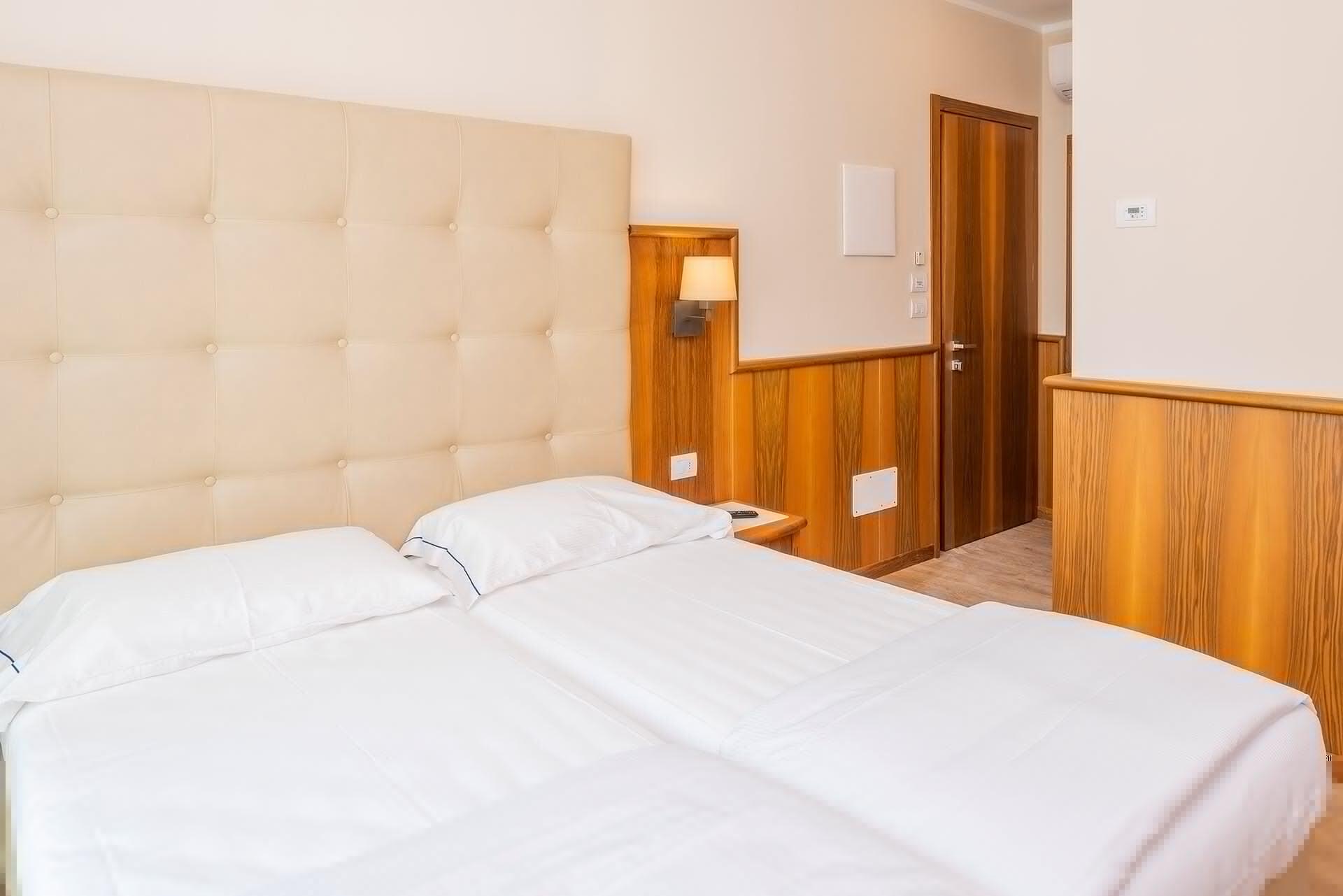 Hotel Centrale Garda (Verona) Exterior foto